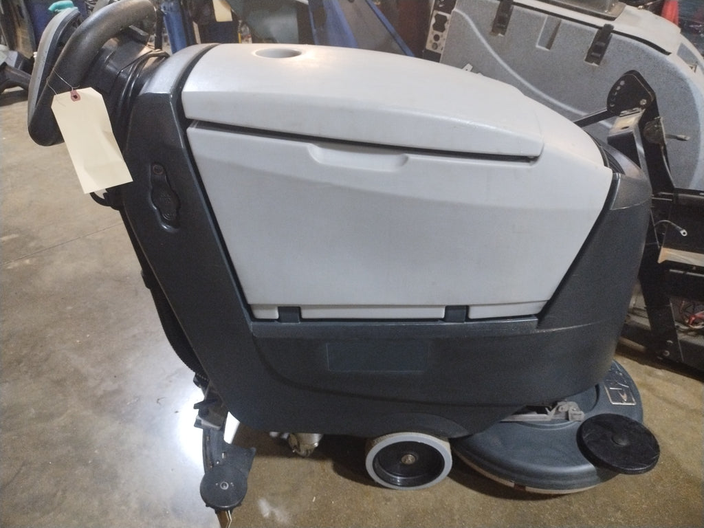 Advance SC500 Reconditioned Floor Scrubber